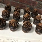 Vienesse Crunch Chocolate Mini Cupcakes