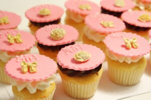 Mini Cupcake with Name Topper and bow