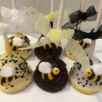 Rosh Hashana Bee Cake Pops