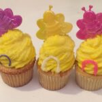 Beehive topper cupcakes