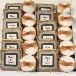 Engagement 10" Cookie/Cupcake Gift Platter