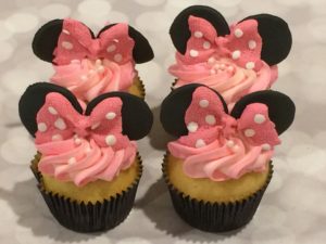 Minnie Mouse cupcakes - Standard Size