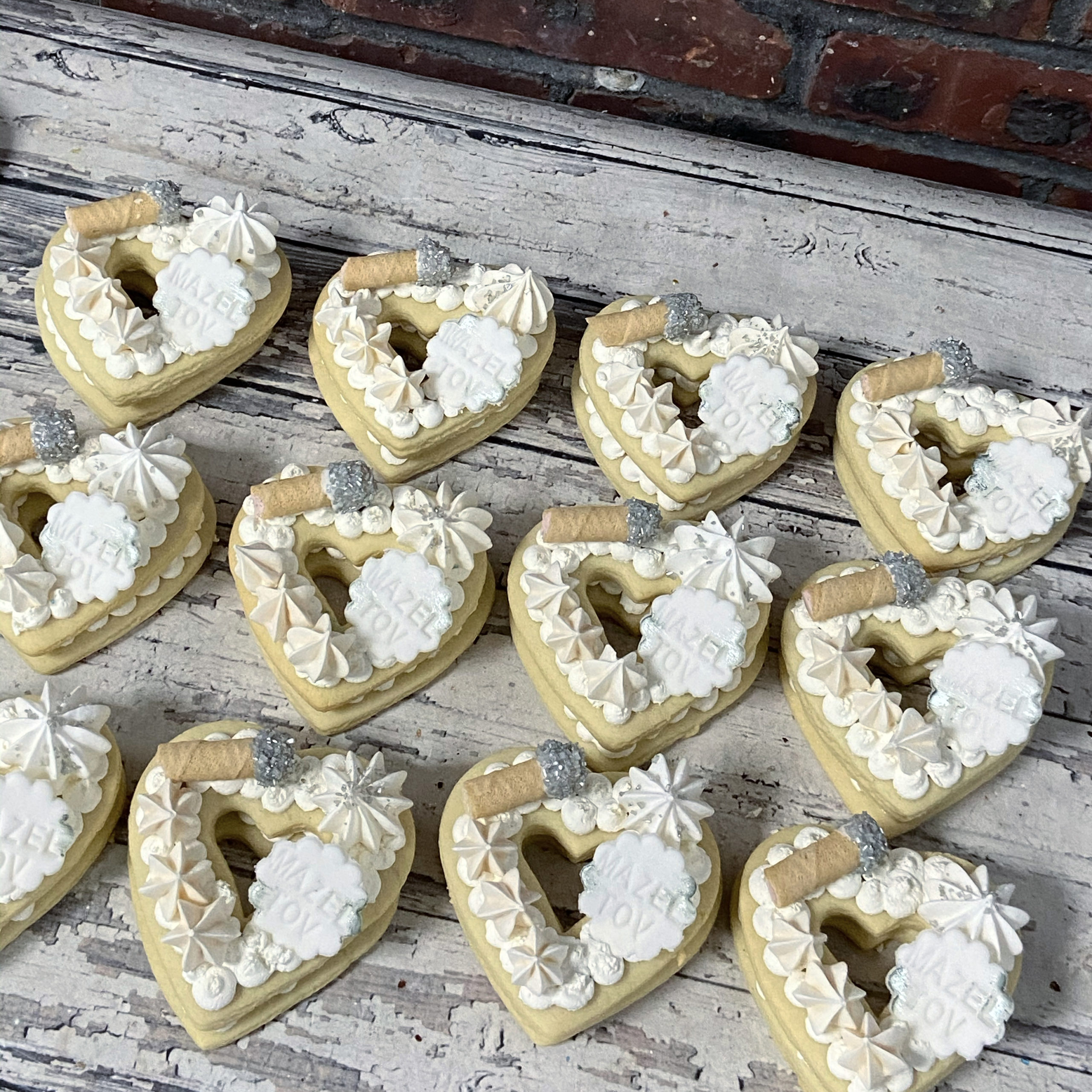 Mini Heart Cookie Cake - Cream Tarte Cookie Cake