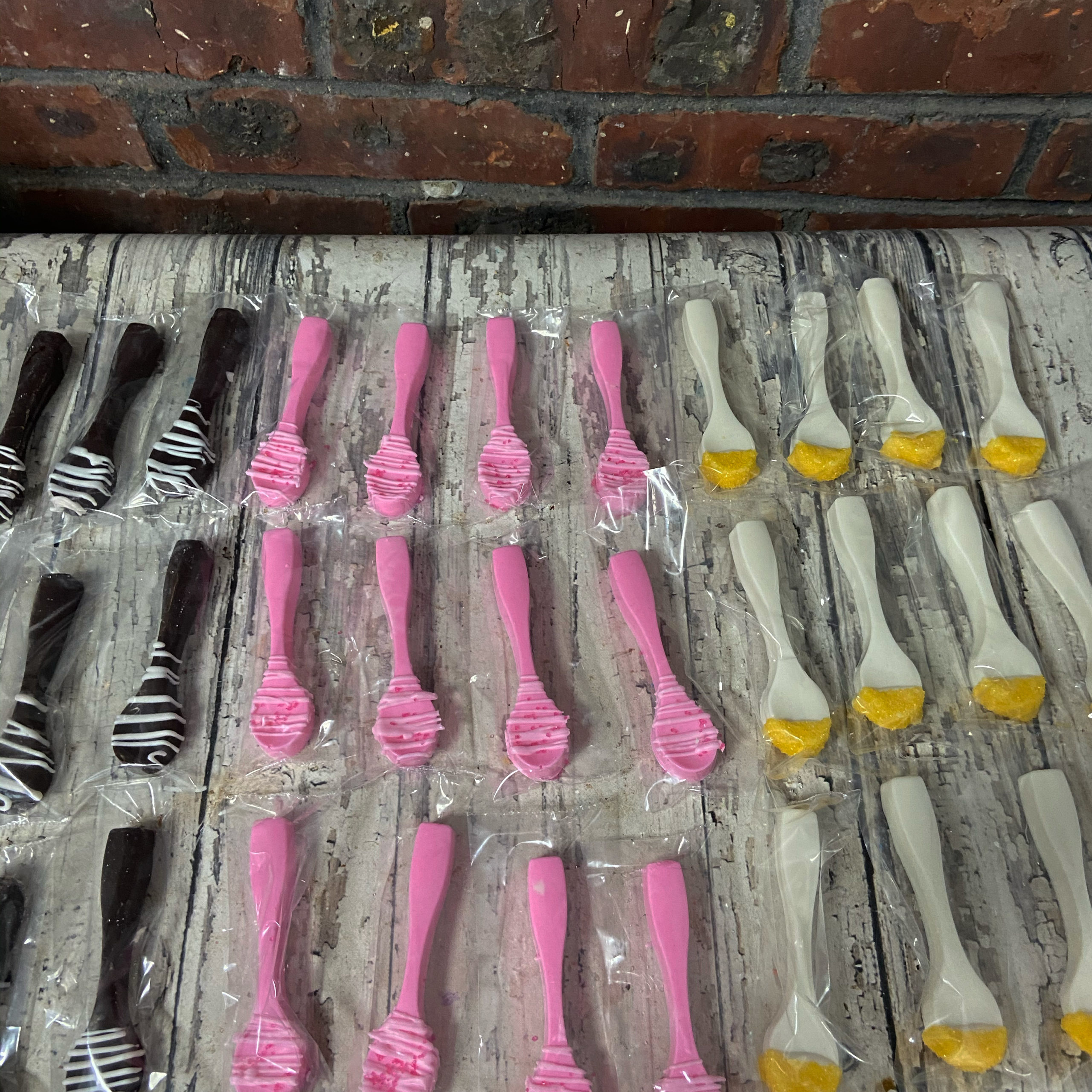 Chocolate spoons
