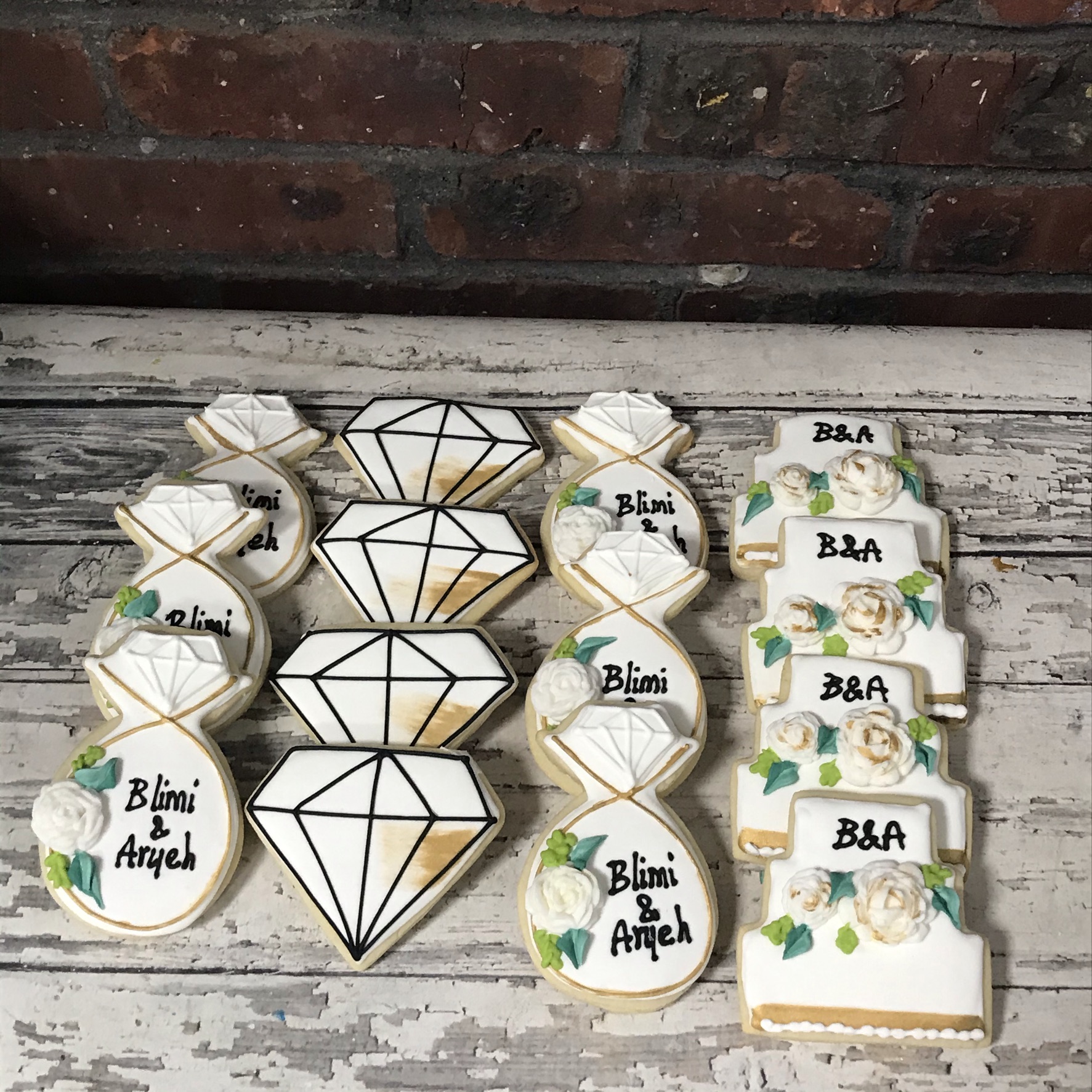 Wedding/Engagement Cookie set- 1 Dozen