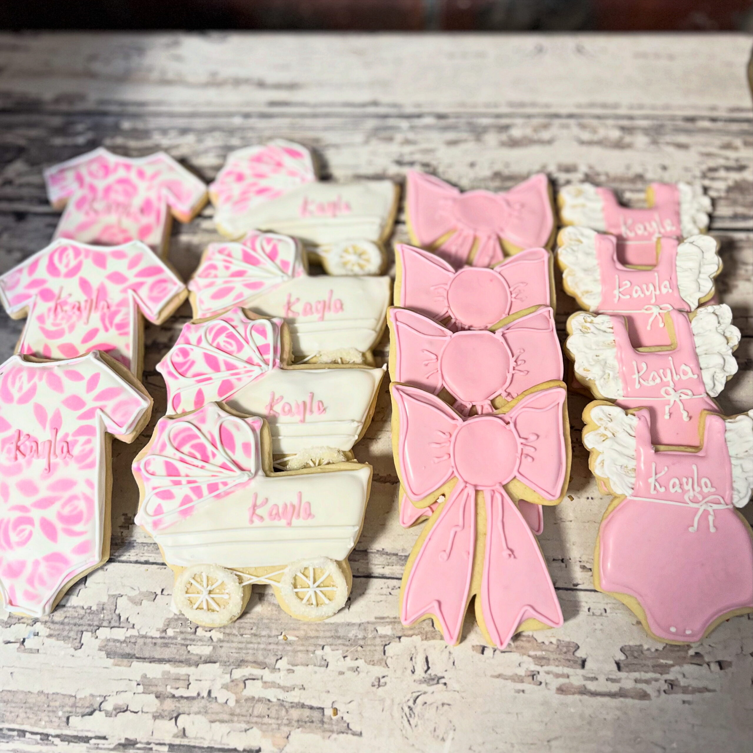 Baby Girl Bow cookies-  1 Dozen